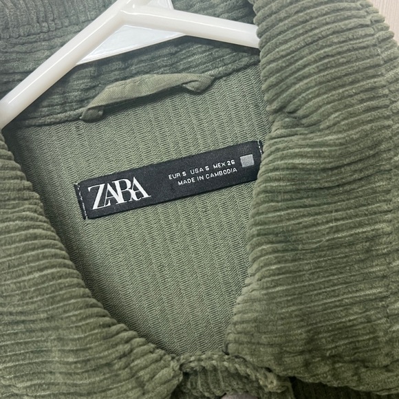 Zara Oversized corduroy jacket small - Picture 2 of 3